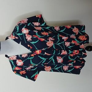 Croft& barrow floral button down shirt size petite XL / PXL